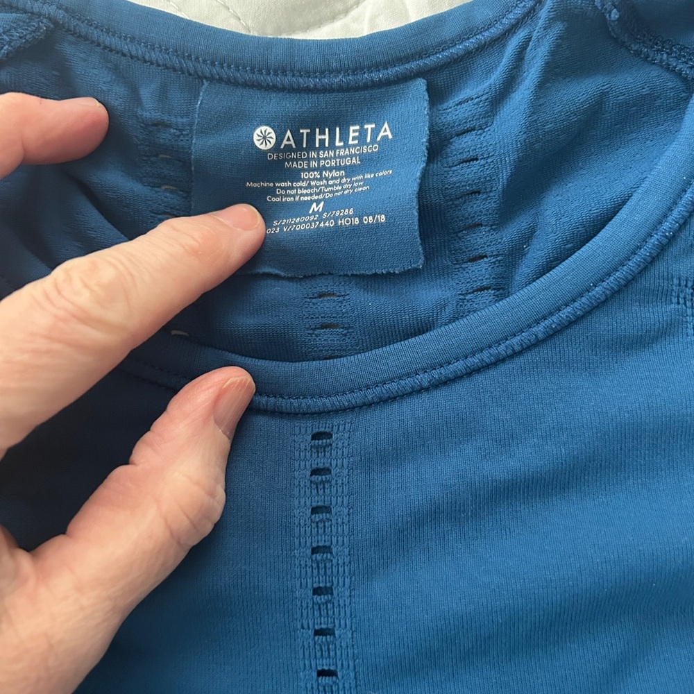 Athleta foothill top - Picture 2 of 5